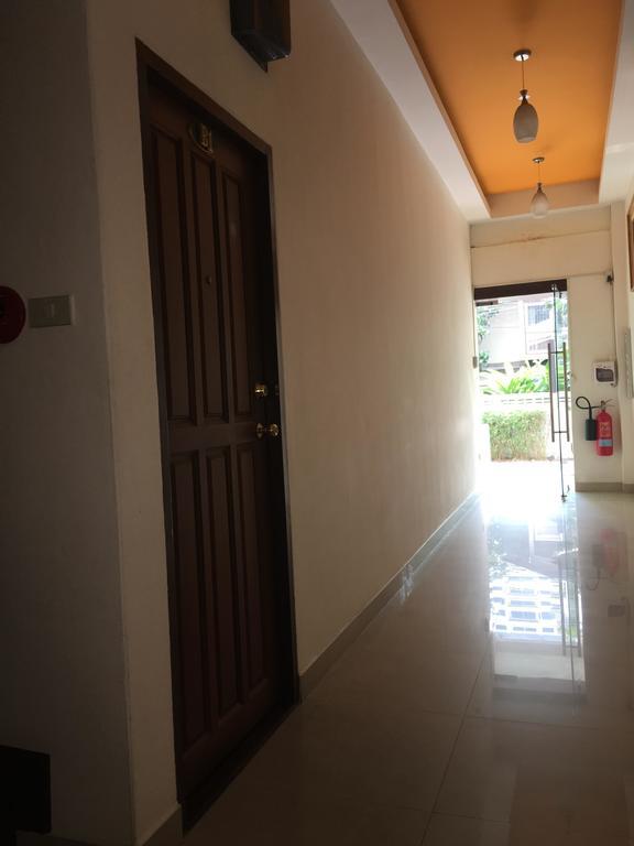 Eight Ville Bangkok Ngoại thất bức ảnh