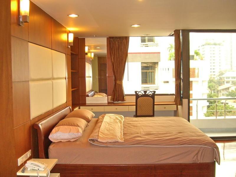 Eight Ville Bangkok Ngoại thất bức ảnh
